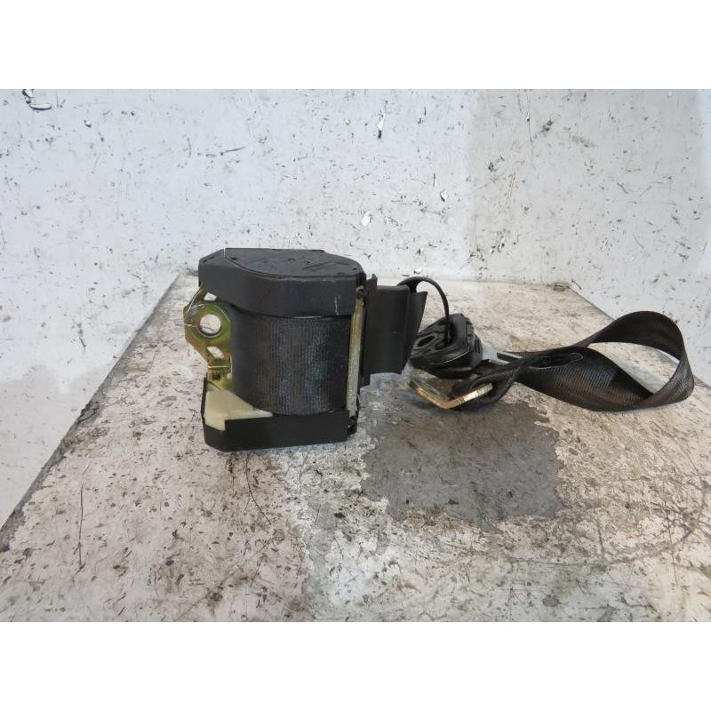 Ceinture arriere gauche AUDI A3 1 Photo n°1