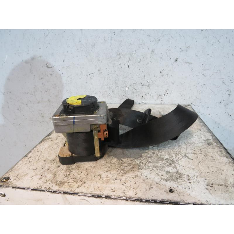 Ceinture avant gauche VOLKSWAGEN GOLF 4 Photo n°1