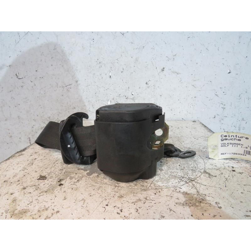 Ceinture arriere gauche VOLKSWAGEN GOLF 3 Photo n°1