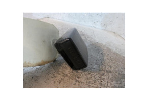 Attache ceinture arriere gauche RENAULT SCENIC 2 Photo n°1