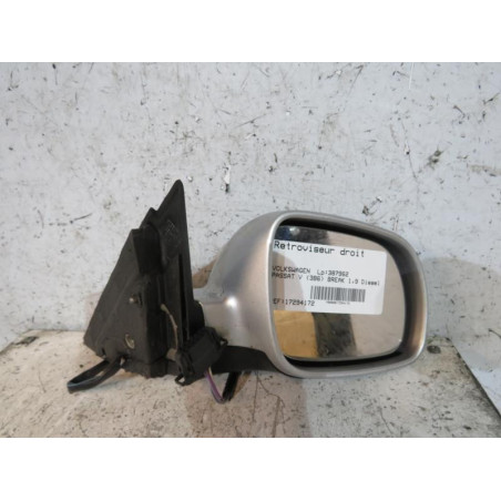 Retroviseur droit VOLKSWAGEN PASSAT 4