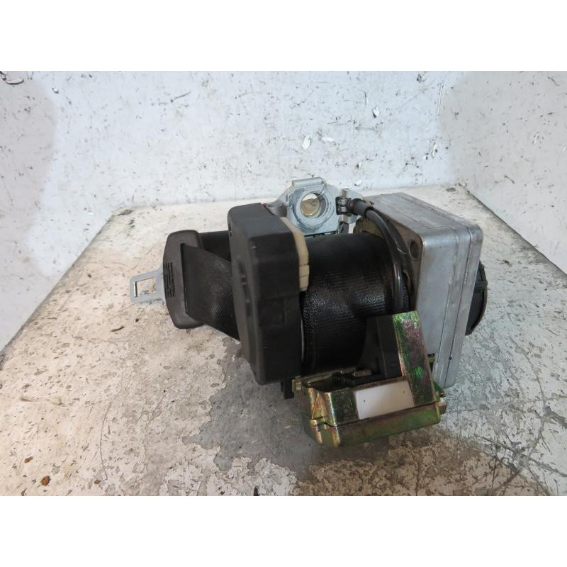 Ceinture arriere droit VOLKSWAGEN PASSAT 4 Photo n°1