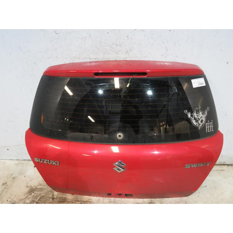 Malle/Hayon arriere SUZUKI SWIFT 3 Photo n°1