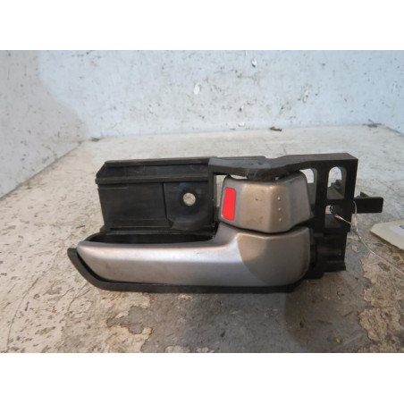 Poignee interieur avant droit SUZUKI SWIFT 3