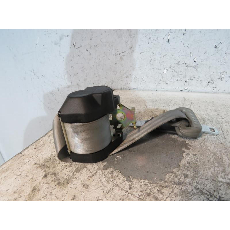 Ceinture arriere centrale RENAULT CLIO 2 Photo n°1