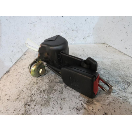 Attache ceinture arriere droit VOLKSWAGEN PASSAT 4