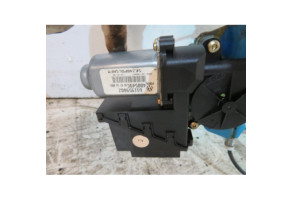 Leve vitre electrique arriere gauche AUDI A4 2 Photo n°2