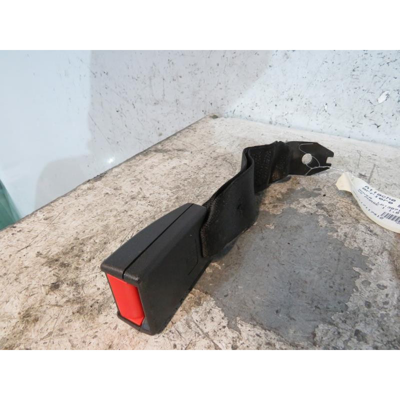 Attache ceinture arriere gauche ROVER 45 Photo n°1