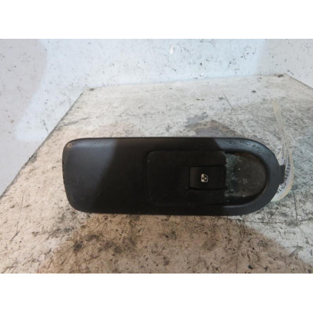 Interrupteur de leve vitre avant droit RENAULT SCENIC 2