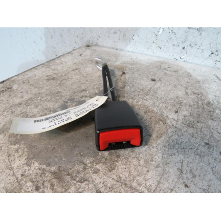 Attache ceinture arriere droit VOLKSWAGEN NEW BEETLE 1
