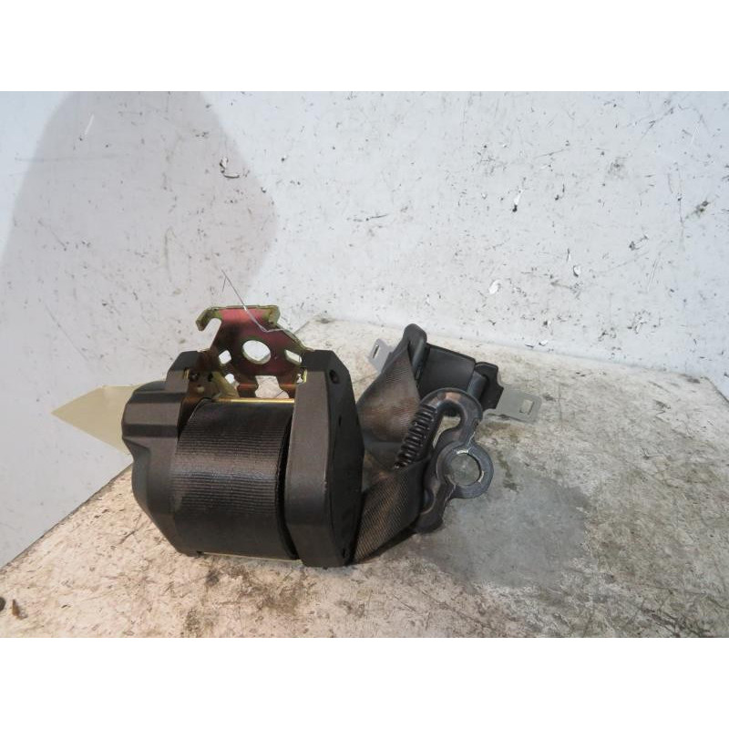 Ceinture arriere centrale RENAULT CLIO 2 Photo n°1