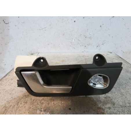 Poignee interieur arriere gauche AUDI A4 2