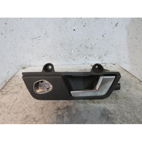 Poignee interieur avant droit AUDI A4 2