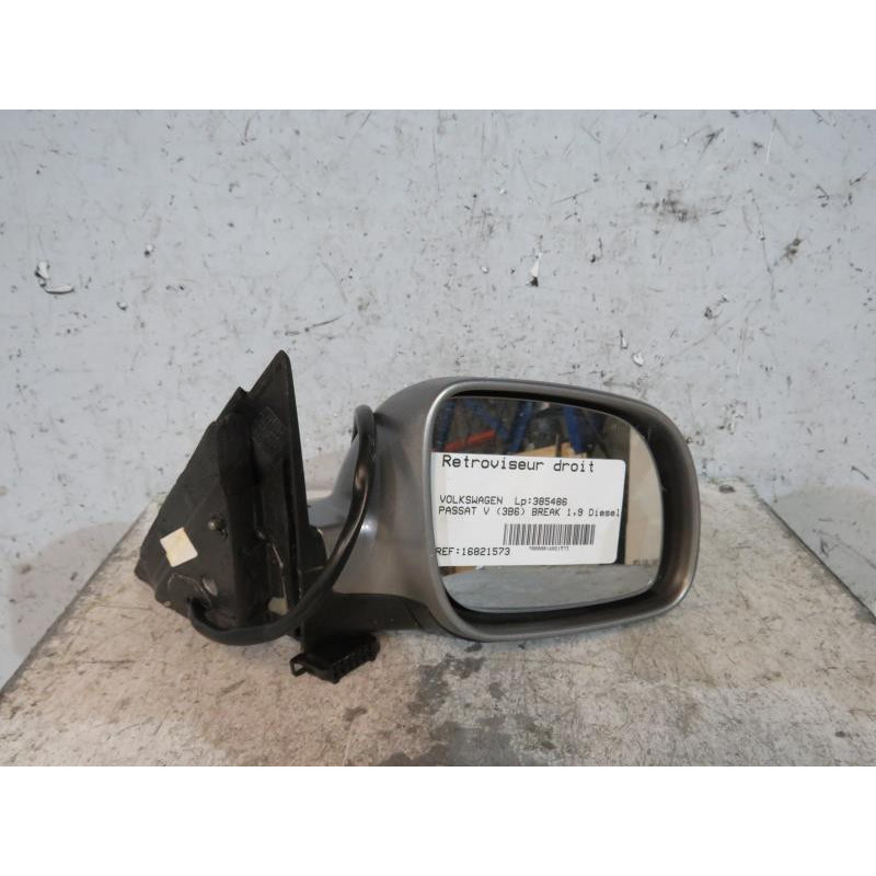 Retroviseur droit VOLKSWAGEN PASSAT 4 Photo n°1