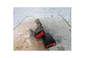 Attache ceinture arriere gauche VOLKSWAGEN PASSAT 4 Photo n°1