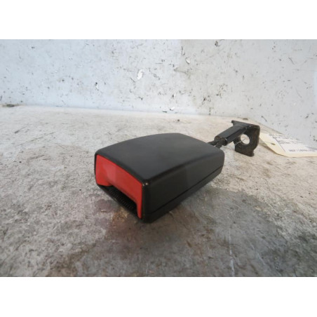 Attache ceinture arriere droit OPEL ASTRA H