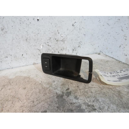 Interrupteur de leve vitre arriere droit FORD C-MAX 1