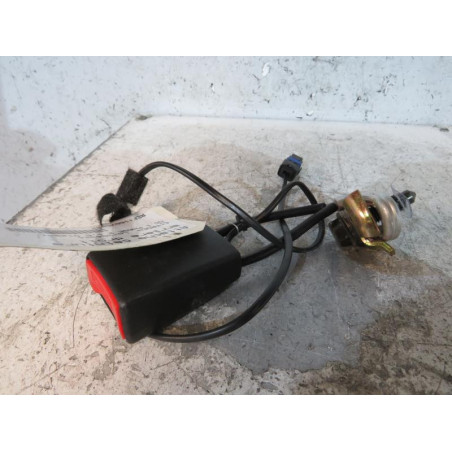 Attache ceinture arriere droit CITROEN C5 1