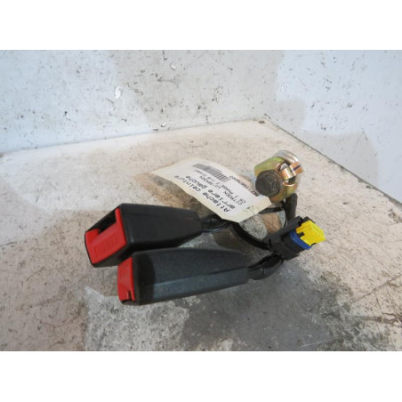 Attache ceinture arriere gauche CITROEN C5 1
