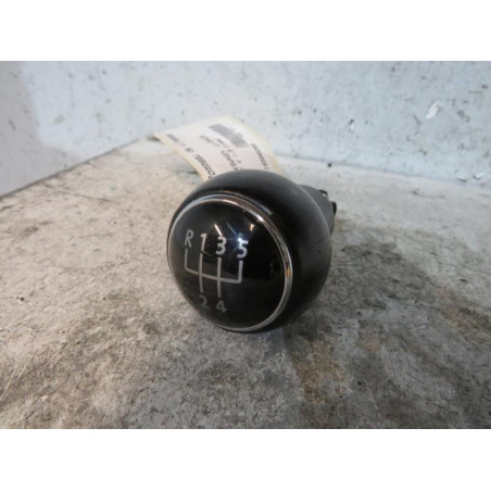 Pommeau de vitesses VOLKSWAGEN GOLF 5