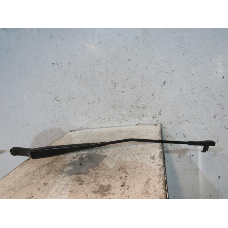 Bras essuie glace avant droit VOLKSWAGEN GOLF 5