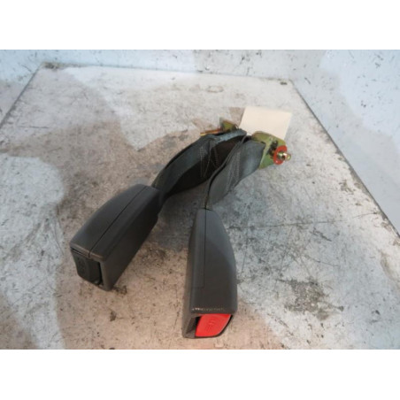 Attache ceinture arriere gauche HYUNDAI SANTA FE 1