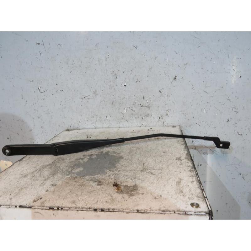 Bras essuie glace avant droit FORD FIESTA 6 Photo n°1
