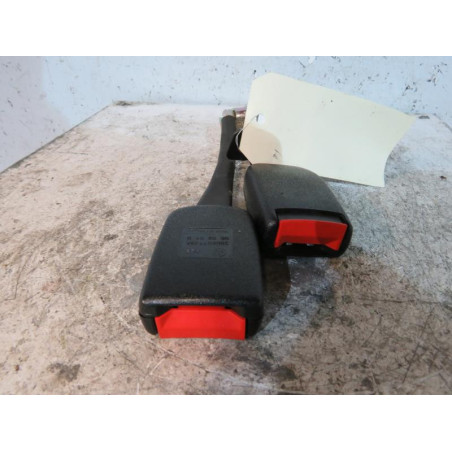 Attache ceinture arriere gauche VOLKSWAGEN PASSAT 4