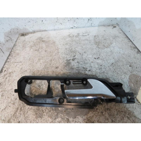 Poignee interieur avant droit VOLKSWAGEN POLO 4