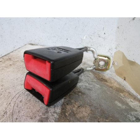 Attache ceinture arriere gauche SEAT IBIZA 3