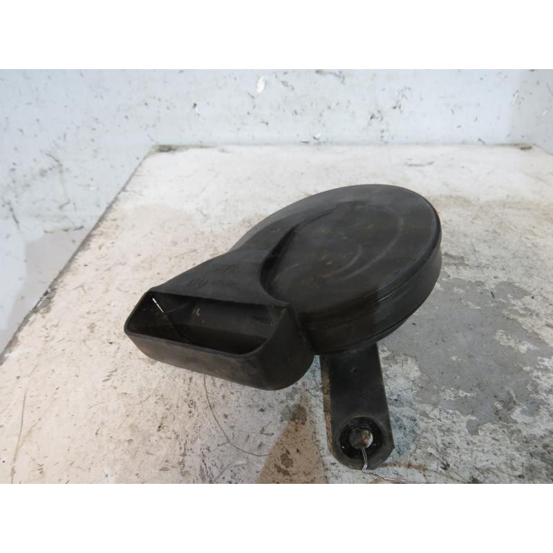 Avertisseur/Klaxon MERCEDES CLASSE E 210 Photo n°1