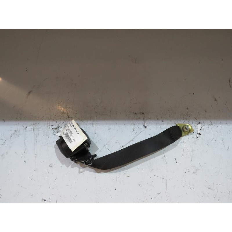 Ceinture arriere gauche MERCEDES CLASSE E 210 Photo n°1