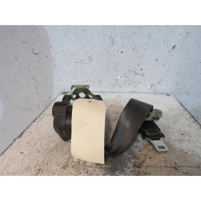 Ceinture arriere centrale RENAULT CLIO 2 Photo n°1
