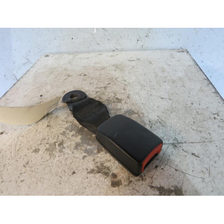 Attache ceinture arriere gauche FORD C-MAX 1