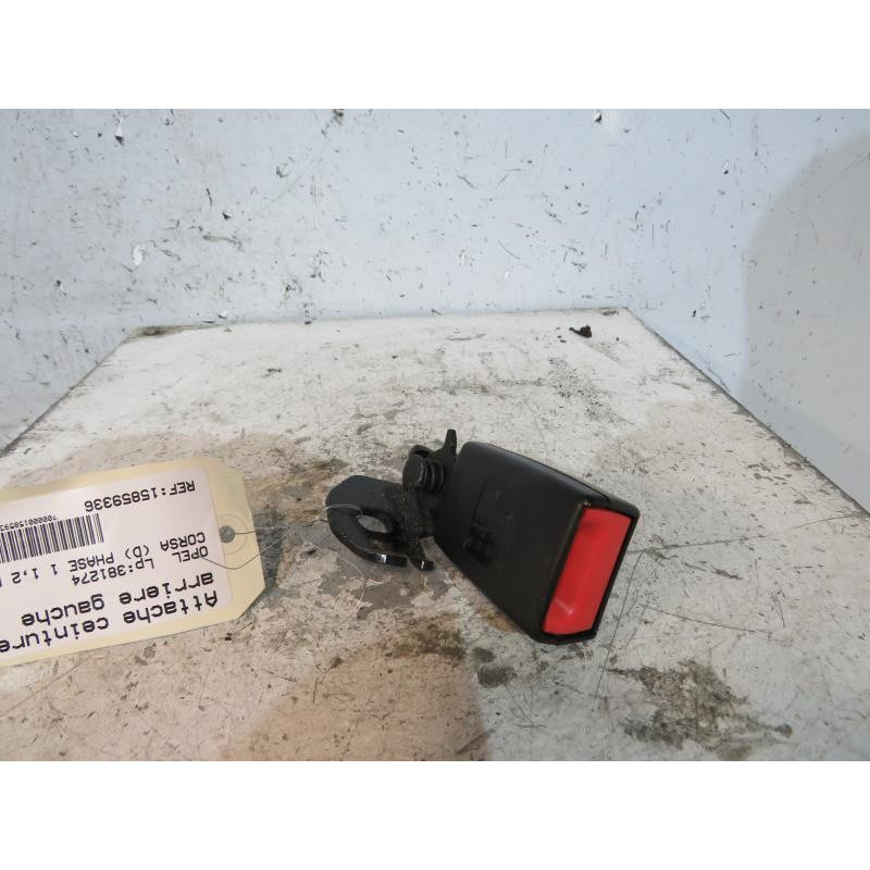 Attache ceinture arriere gauche OPEL CORSA D Photo n°1