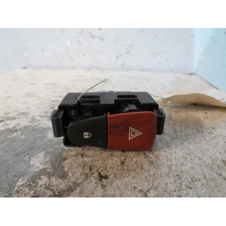 Bouton de warning RENAULT MEGANE 3