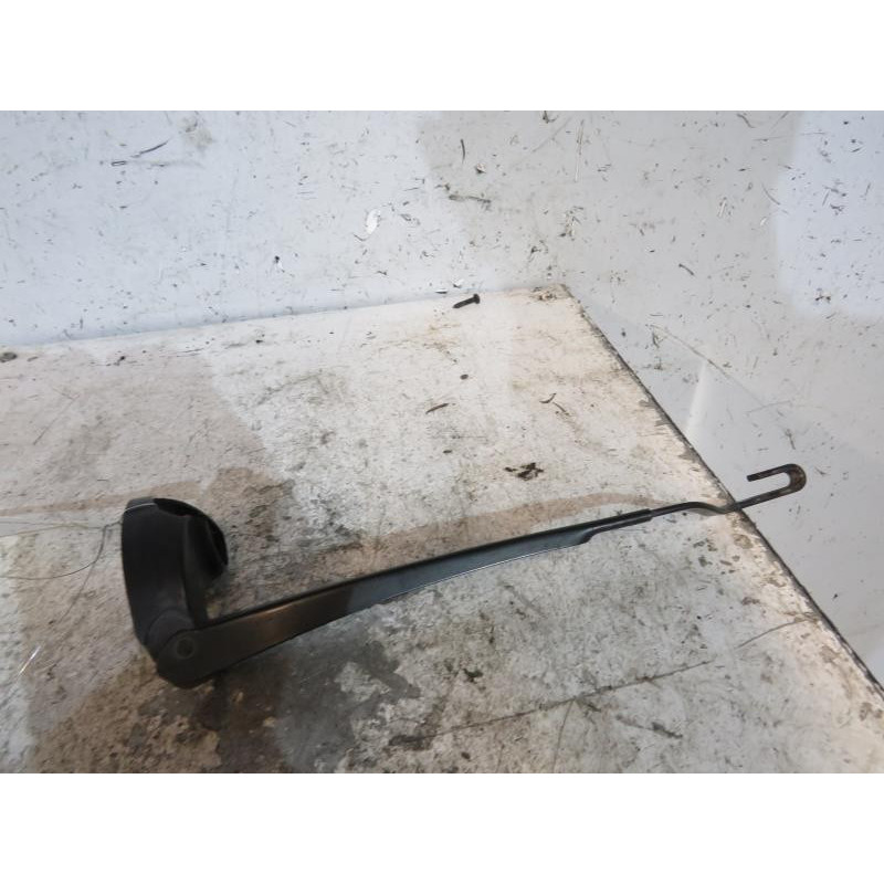 Bras essuie glace arriere SEAT LEON 1 Photo n°1
