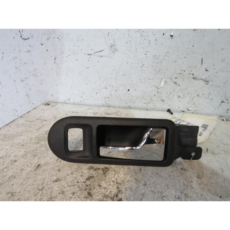 Poignee interieur arriere droit VOLKSWAGEN GOLF 4 Photo n°1