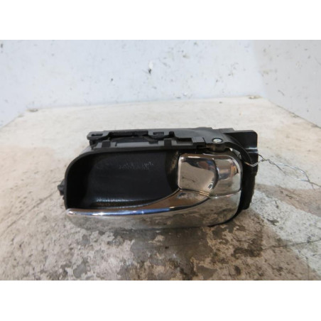 Poignee interieur avant droit NISSAN PRIMERA 2