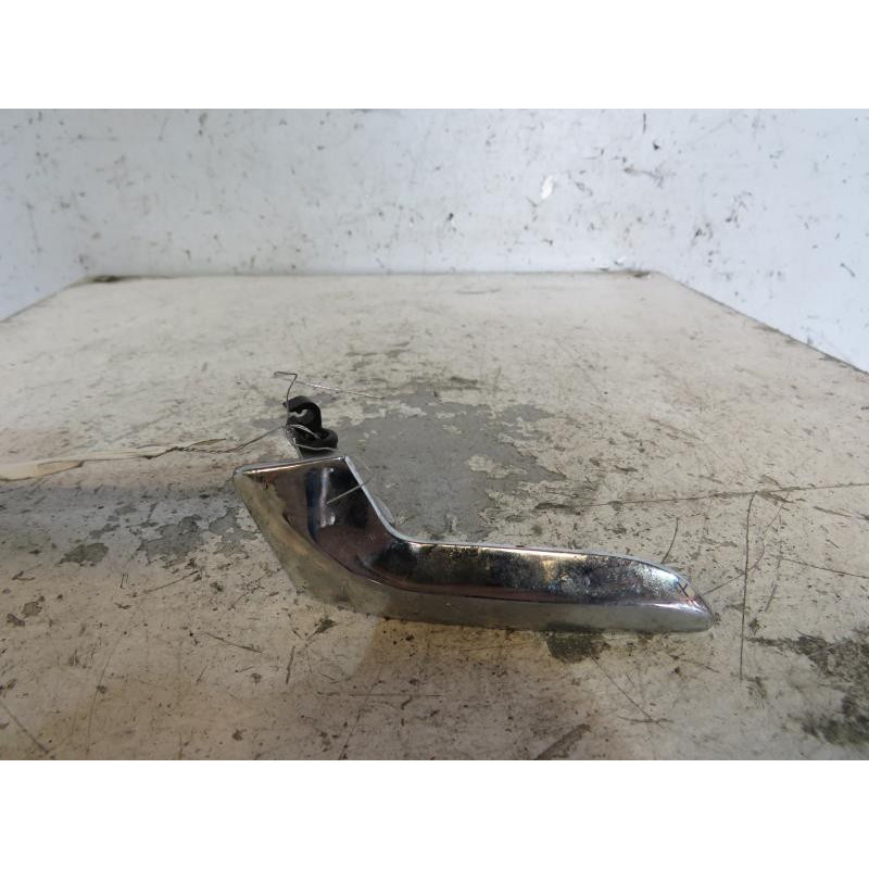 Poignee interieur arriere droit MERCEDES CLASSE C 202 Photo n°1