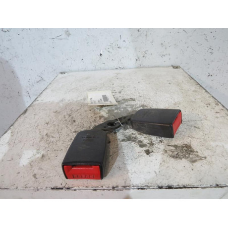 Attache ceinture arriere droit RENAULT ESPACE 3