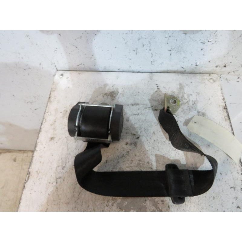 Ceinture arriere droit VOLKSWAGEN GOLF 5 Photo n°1