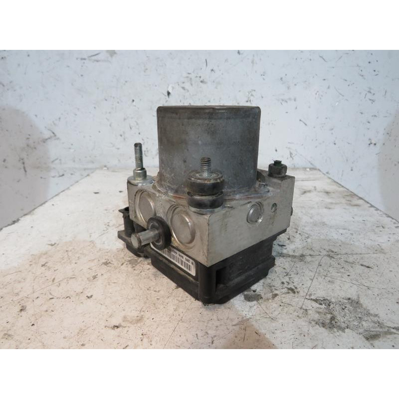 Bloc ABS (freins anti-blocage) OPEL CORSA C Photo n°1