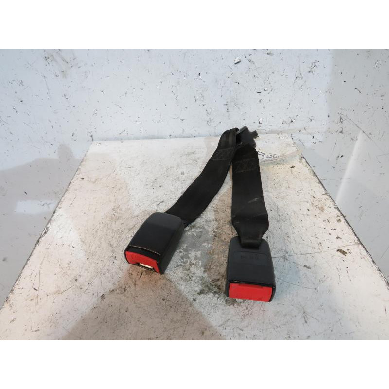 Attache ceinture arriere gauche CITROEN XSARA Photo n°1