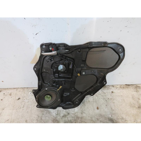 Poignee interieur arriere droit MAZDA 3 1