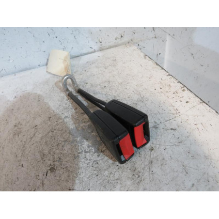 Attache ceinture arriere droit SEAT IBIZA 2