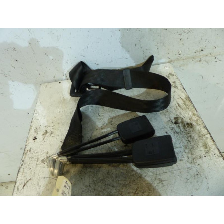 Attache ceinture arriere centrale VOLKSWAGEN POLO 3