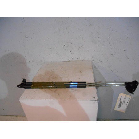 Verin de coffre OPEL AGILA A