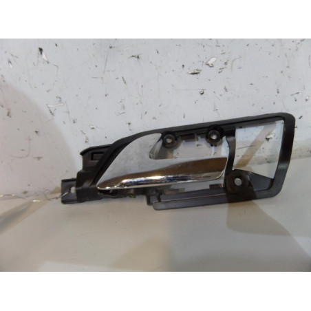Poignee interieur arriere gauche VOLKSWAGEN POLO 4