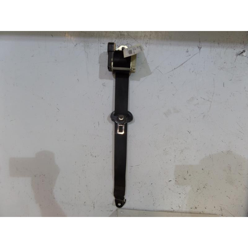 Ceinture arriere gauche OPEL CORSA C Photo n°1